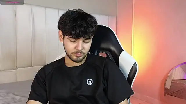 Samir bear online show from April 14, 12:33 pm