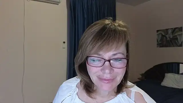 Miss Moren online show from November 25, 4:56 am