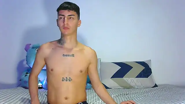 Snapshot of Angel_xxx chatting on March 9, 10:19 am Angel xxx online show from March 9, 10:19 am