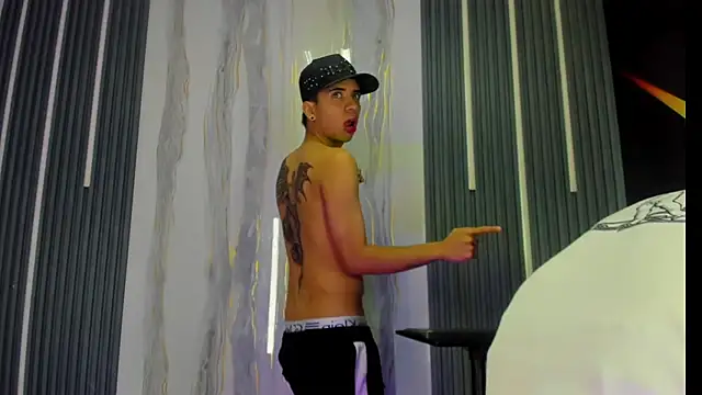 Angel xxx online show from April 12, 5:01 am