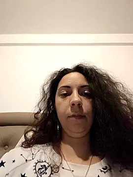 naughty69curls online show from February 1, 8:18 pm