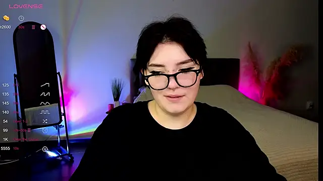 YumiYammy online show from January 1, 12:43 am