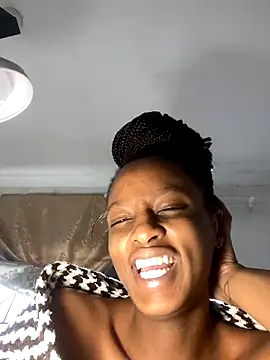 Snapshot of teddy04 chatting on November 14, 1:10 pm teddy04 online show from November 14, 1:10 pm