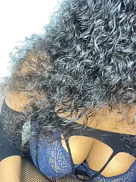 teddy04 online show from February 1, 7:45 pm