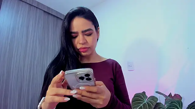 Sara Leblanc online show from November 21, 12:48 pm