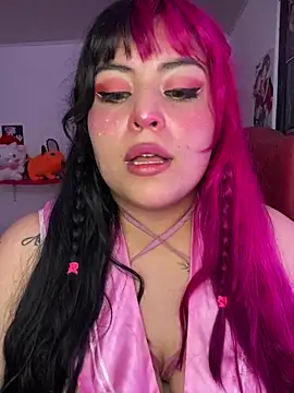 Snapshot of Pinky-Flower chatting on January 18, 5:10 am Pinky-Flower online show from January 18, 5:10 am