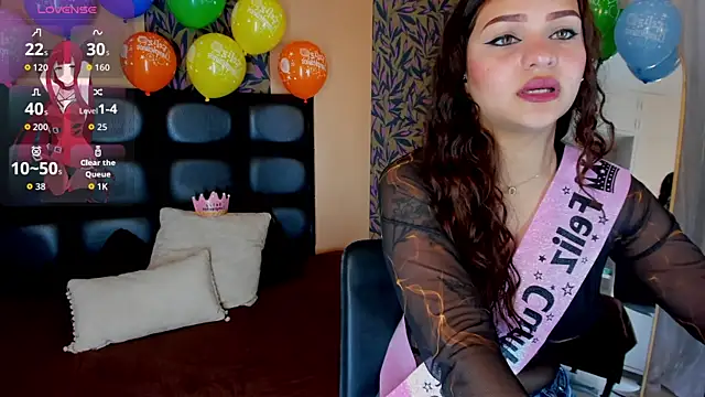 Snapshot of hinata_itachi chatting on November 12, 12:11 am hinata itachi online show from November 12, 12:11 am