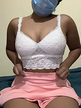 Snapshot of priyadevi17 chatting on March 11, 6:41 pm priyadevi17 online show from March 11, 6:41 pm
