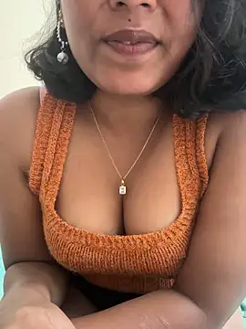 Snapshot of priyadevi17 chatting on September 26, 9:02 am priyadevi17 online show from September 26, 9:02 am