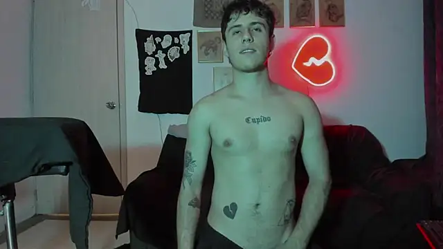 Snapshot of Antonello_Vannucci chatting on January 13, 8:58 pm Antonello Vannucci online show from January 13, 8:58 pm