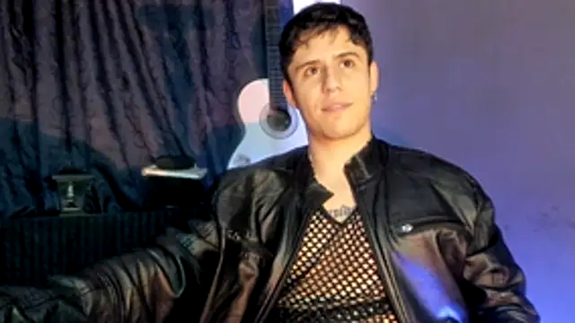 Snapshot of Antonello_Vannucci chatting on November 22, 11:26 pm Antonello Vannucci online show from November 22, 11:26 pm