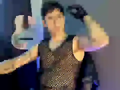 Snapshot of Antonello_Vannucci chatting on December 4, 4:16 pm Antonello Vannucci online show from December 4, 4:16 pm