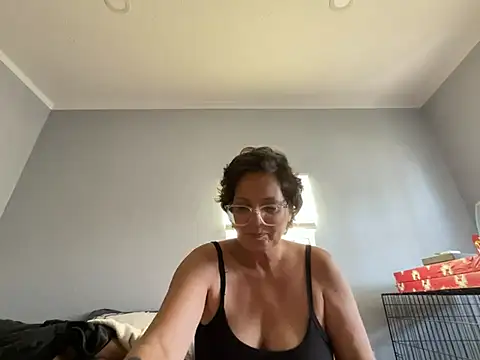 skarfos1babe69 online show from March 31, 8:53 pm