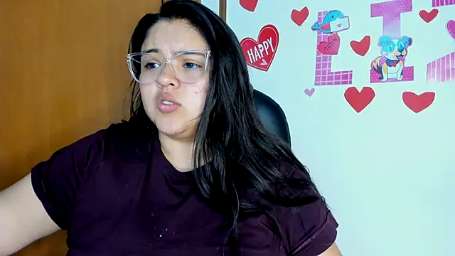 lizzie c online show from February 18, 5:42 am