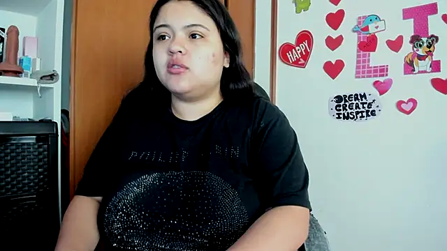 lizzie c online show from March 9, 8:21 pm