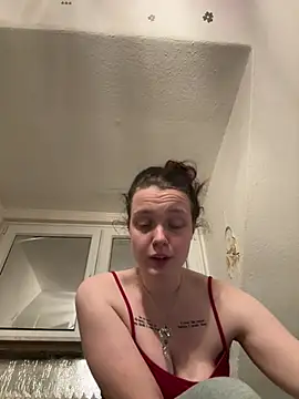 Snapshot of milabandolero chatting on December 26, 11:24 pm milabandolero online show from December 26, 11:24 pm