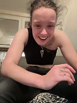 Snapshot of milabandolero chatting on December 30, 5:44 pm milabandolero online show from December 30, 5:44 pm