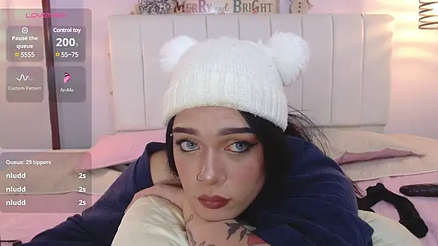 Snapshot of sukimoon chatting on December 20, 8:06 am sukimoon online show from December 20, 8:06 am