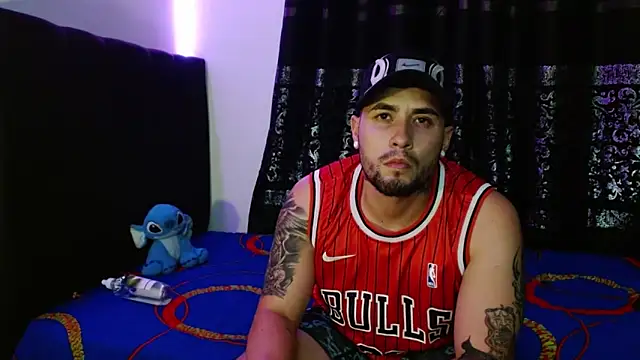 miia-liiam online show from January 7, 5:32 am