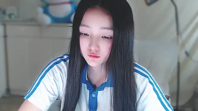 xiao-xiao-D online show from February 6, 9:11 am