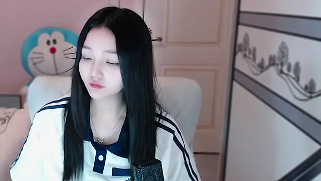 xiao-xiao-D online show from March 2, 4:50 am