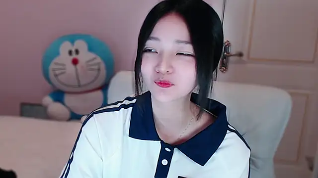 xiao-xiao-D online show from March 8, 11:37 am