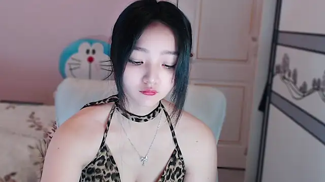 xiao-xiao-D online show from March 11, 7:26 am