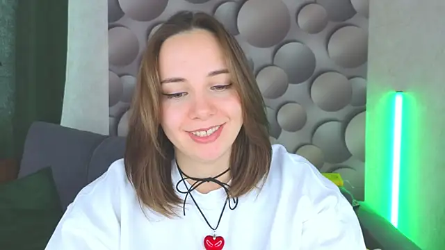 Cute smile sharon online show from February 14, 5:09 am