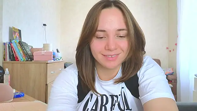 Cute smile sharon online show from February 18, 6:48 am