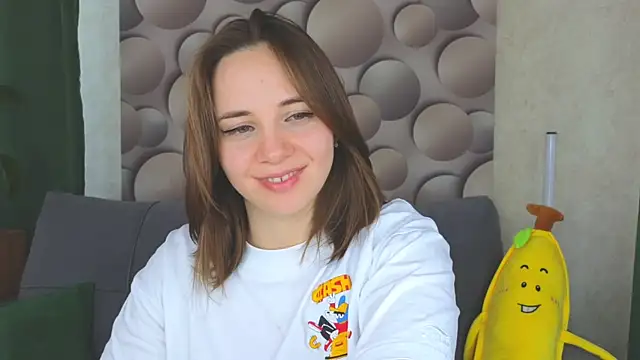 Cute smile sharon online show from February 20, 4:50 am