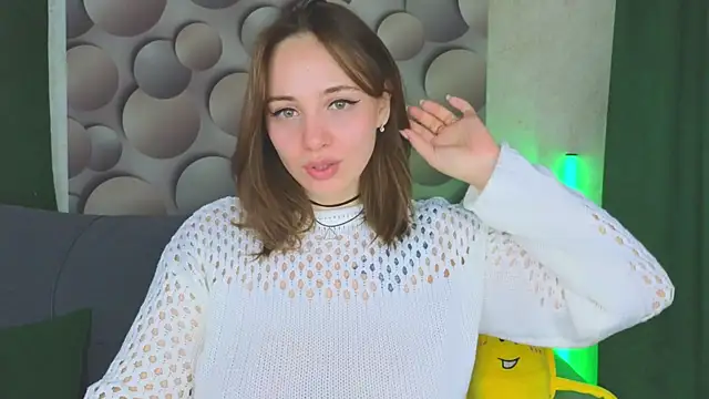 Cute smile sharon online show from March 17, 3:03 am