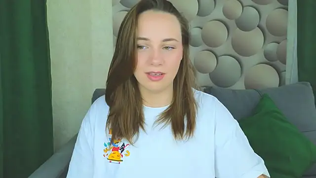 Cute smile sharon online show from September 11, 5:07 am