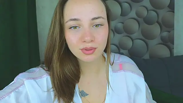 Cute smile sharon online show from September 13, 4:01 am