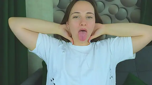 Cute smile sharon online show from September 19, 6:37 am