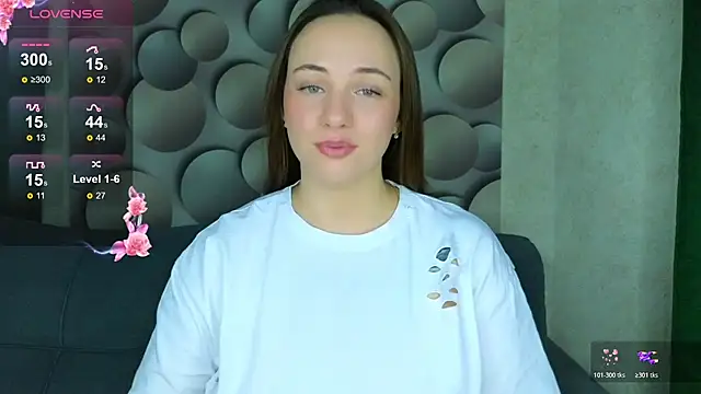 Cute smile sharon online show from November 8, 3:29 am