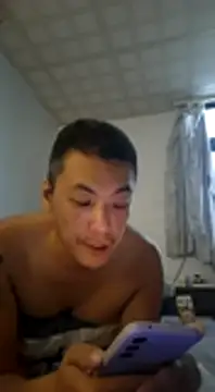 Snapshot of bb770504 chatting on December 24, 10:49 pm bb770504 online show from December 24, 10:49 pm