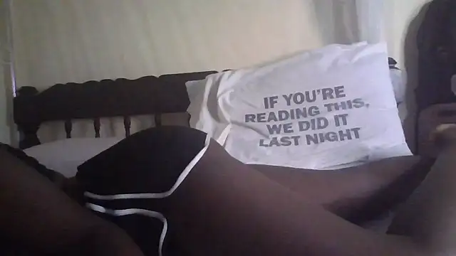 Missbella25 online show from October 28, 5:04 pm