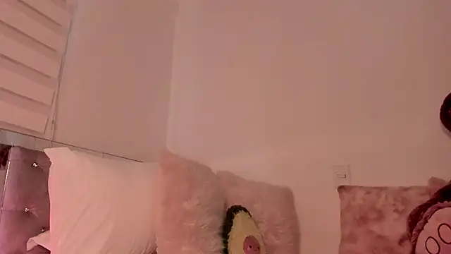 Alissonroses online show from July 24, 5:11 pm