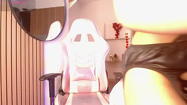 Sienna Blake  online show from October 1, 7:20 pm