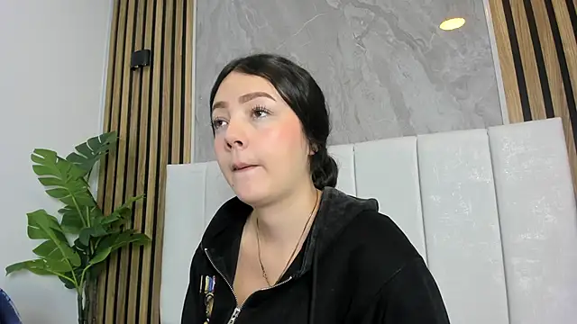 Samantha Good online show from January 7, 12:29 pm