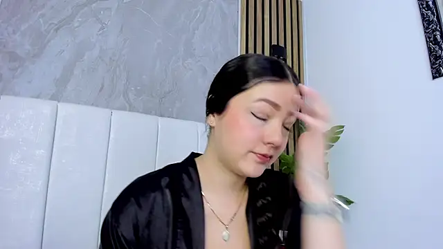 Samantha Good online show from January 18, 11:58 am