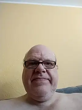 jk6t online show from May 4, 10:44 am