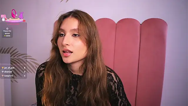 Daisha Riley online show from March 12, 3:40 pm