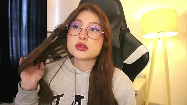 Daisha Riley online show from November 21, 2:38 pm