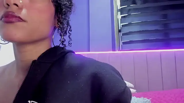 CintiaWalker online show from March 14, 12:54 pm