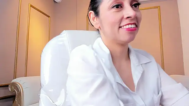 PerlaPreciosa online show from September 26, 3:54 am