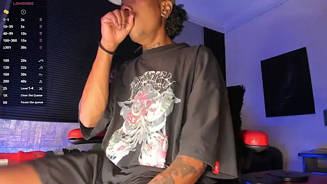 JhonyMiller  online show from January 9, 8:10 pm