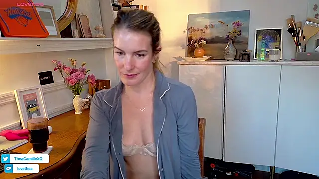 MissTheaCamille online show from November 2, 9:28 pm