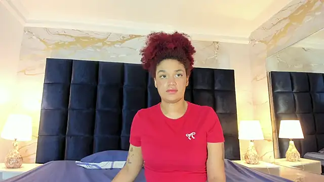 loladupont online show from March 19, 3:10 am