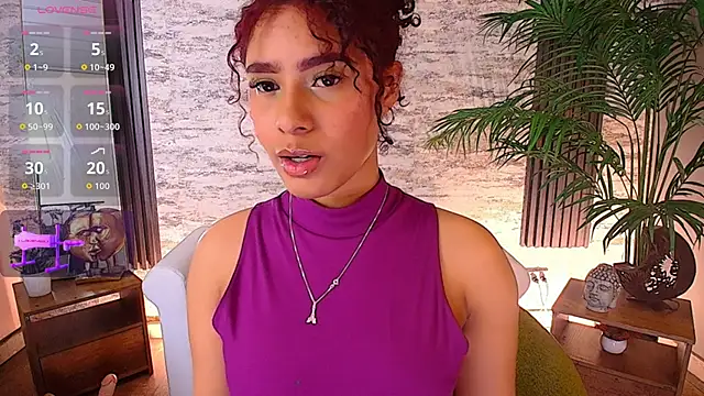 charlottee white online show from November 13, 9:36 pm